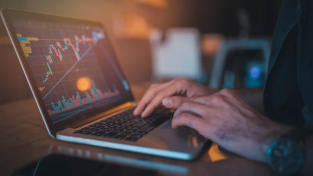 Understanding the Bull Flag Pattern in Crypto Trading